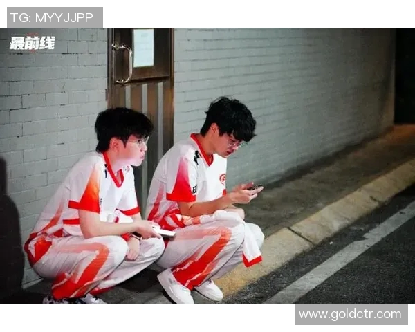 esports数据高校联赛中FPX展现出卓越灵活性表现的深度分析与点评